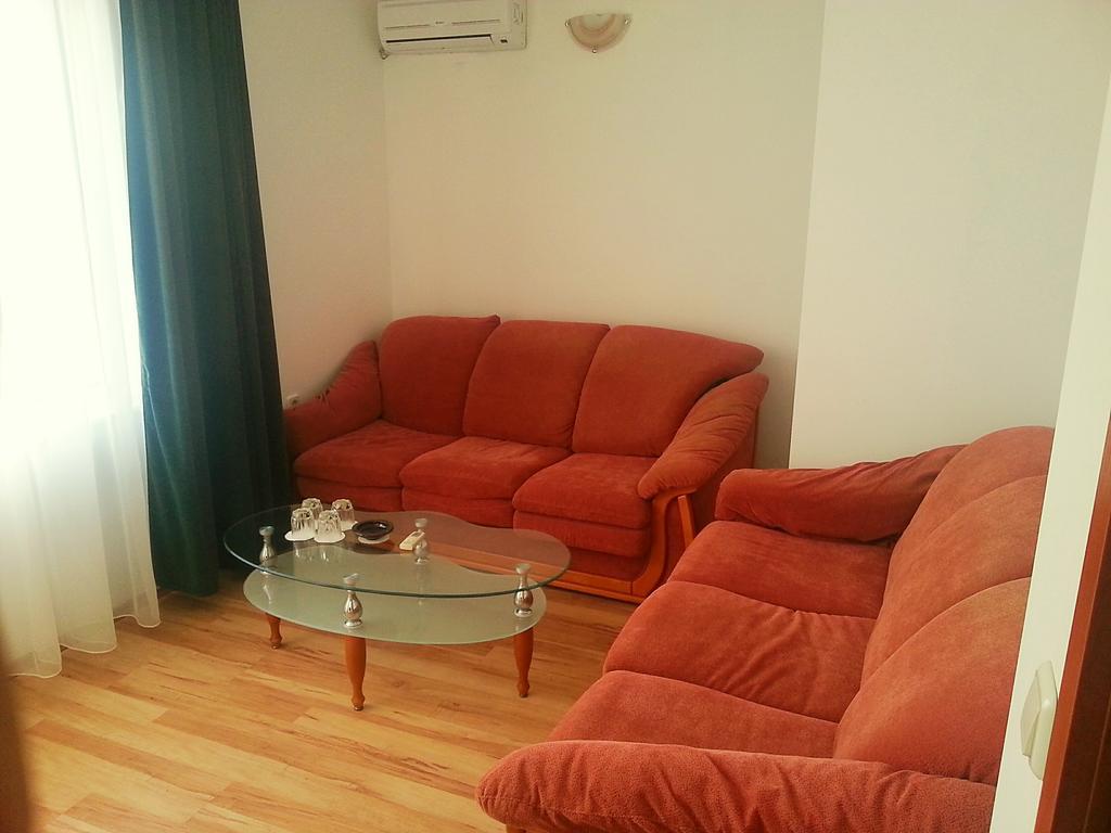 Guest House Rona - Free Parking And Sea View Sveti Vlas Eksteriør bilde